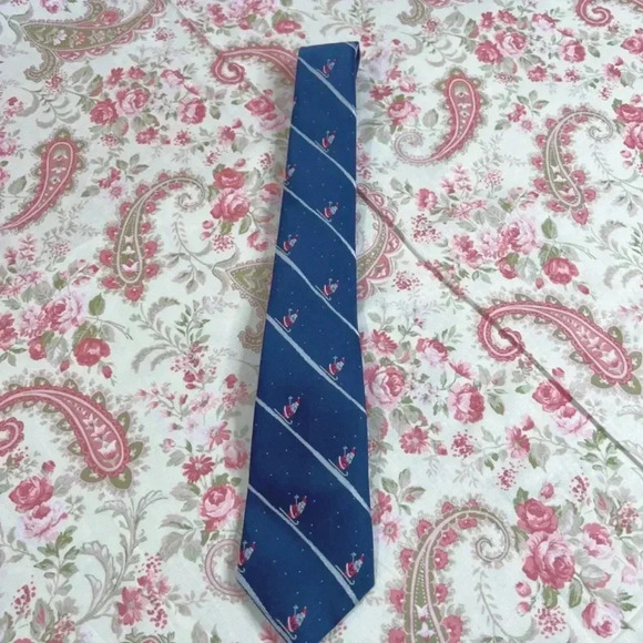 Vintage Santa Skiing Tie Christmas Holiday Suit Formal Wide Tie - Picture 2 of 7